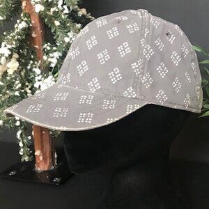ABERCROMBIE & FITCH DISTRESSED GRAY CANVAS DIAMOND PRINT ADJUSTABLE STRAP CAP